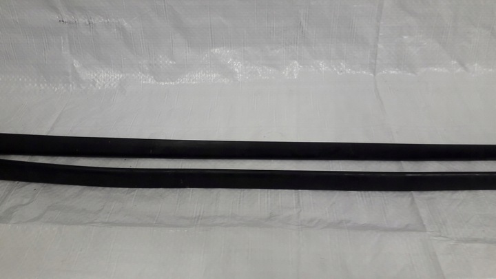 фото №6, Прокладка скла audi a3 8p версія 3 i 5 дверна 8p0854327 8p0854328