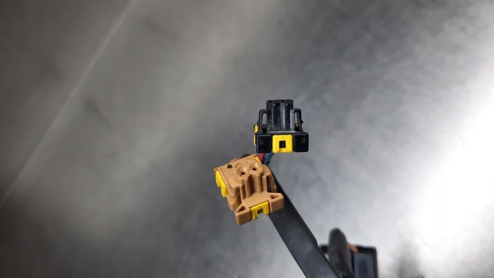 фото №7, Лента подушка безопасности 31264537 volvo v70 iii 2.5t 07r fwd po столкновения