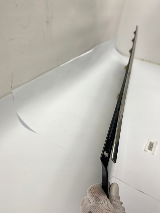 фото №10, Широкая планка боковая хром дверь правая передняя mercedes w124 1246901640