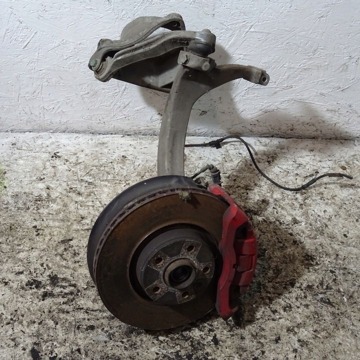 фото №1, Audi a8 d3 3.0tdi поворотна опора права перед