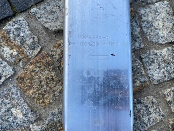 фото №12, Tesla модель 3 балка нижня 1084894-00-b зона 1109193-00-c перед оригінал