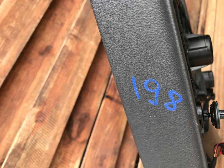 фото №6, Боковина двері лівий зад audi q3 8u0867305