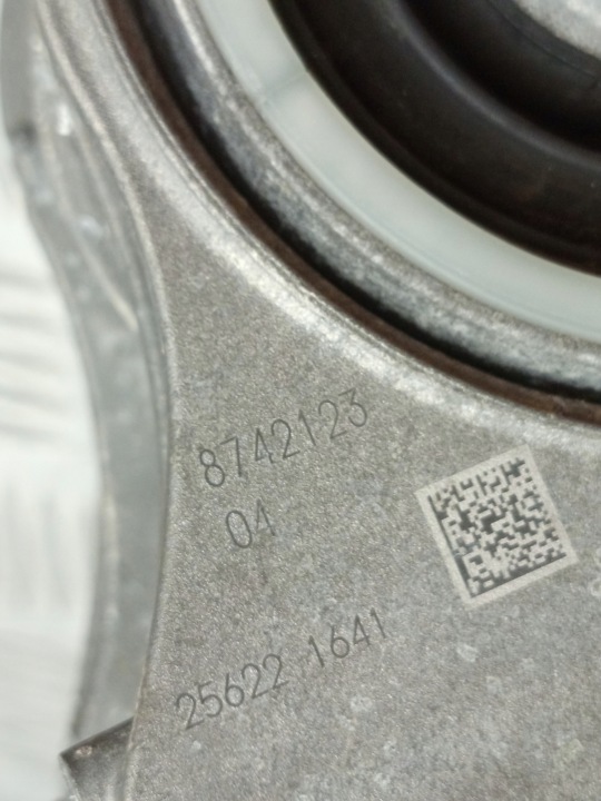 фото №11, Bmw (oem) 8742123 i4 g26 кронштейн подушка кронштейн крепление двигателя