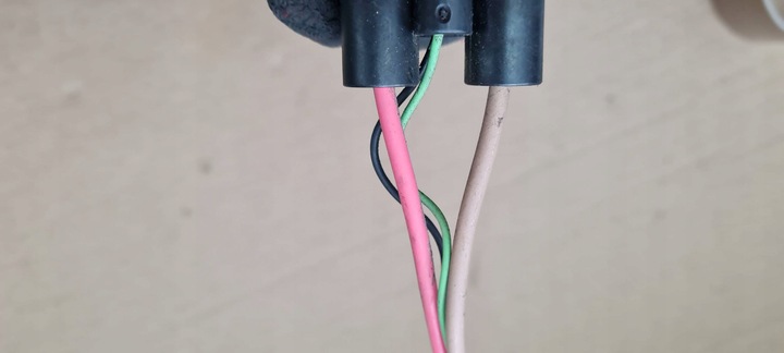 фото №12, A5 8w штекер разъём wentylatora1j0906444a a4 b9 8w