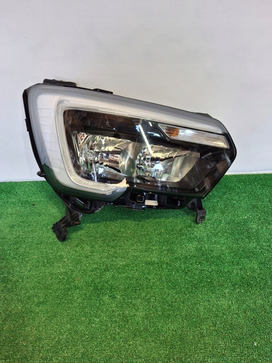фото №1, Renault master 4 iv фара правые лампа правая оригинал 260105567r