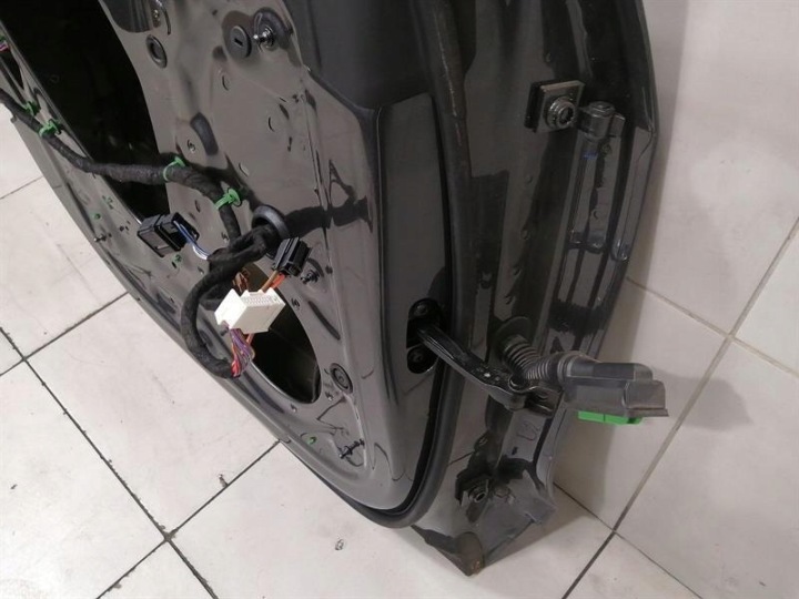 фото №7, Audi e-tron gt left rear door 4j3833051b