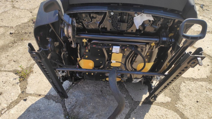 фото №7, Сидіння правий перед англієць volkswagen passat b8