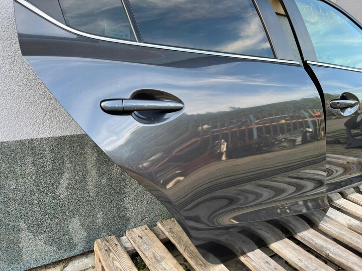 фото №9, Mazda 3 bm дверь правые передние задние год 2016 цвет 42a