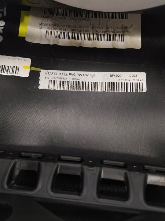 фото №15, Mercedes cls w218 панель консоль капот чёрная кожа оригинал