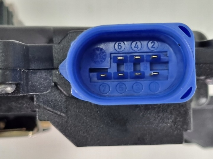 фото №5, Замок задний зад правый vw touran golf v jetta