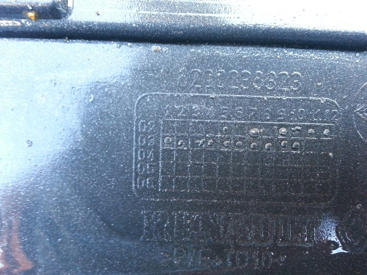 фото №11, Renault megane ii 2 sedan 02-08 задній бампер