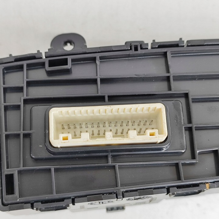 фото №7, Hyundai tucson iv nx4 2024 набір перемикачів i кнопок