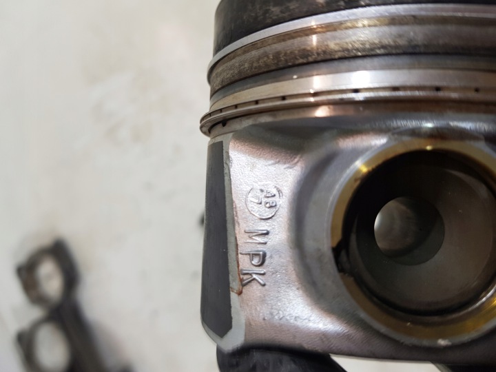 фото №9, Поршень + шатун 81l155 vw audi skoda seat 2.0 tdi dfh 190km