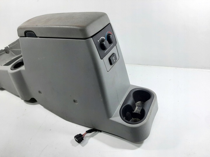 фото №12, Dodge durango ii рестайлинг 07r туннель средний подлокотник