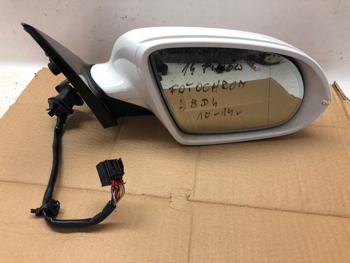 фото №1, A8 d4 дзеркало зовнішні фотохромний праві ly9c