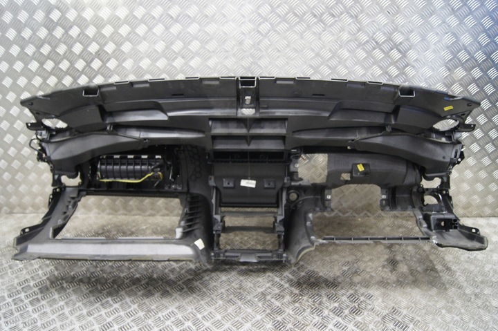 фото №10, Консоль подушки ремни подушка безопасности audi q7 4l