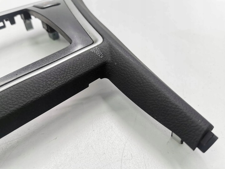 фото №8, Toyota auris e180 2015 консоль середня / радіо / gps