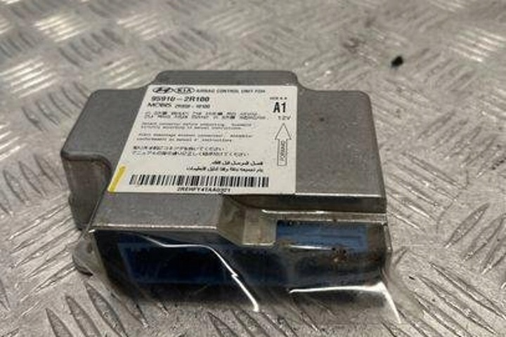 фото №1, Модуль подушка безопасности hyundai i30 estate fd 959102r100 1.6l дизель 85kw 2012