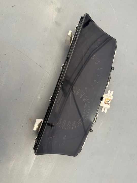 фото №1, Toyota corolla verso e12 1,8 vvti спідометр  прилади 83800-13130