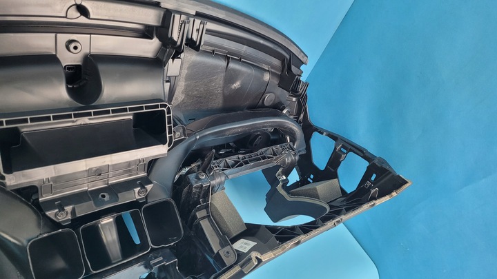 фото №13, Volvo xc60 ii 21r панель роздавальна 31417722