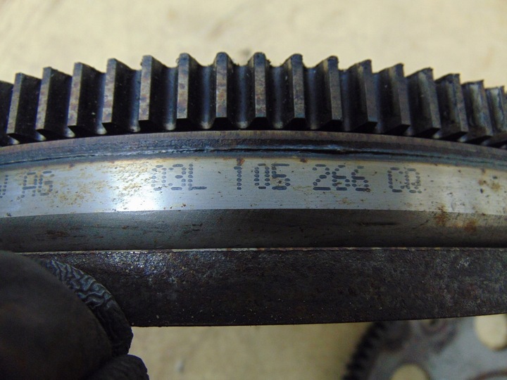 фото №8, Зчеплення колесо маховики dsg vw touran 2010- 1.6 tdi 03l105266cq