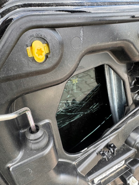 фото №14, Dodge charger передние левая дверь 2015+