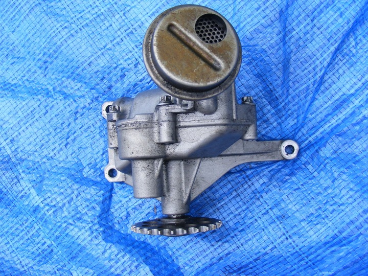 фото №1, Насос масла sprinter vito r1121810020 6061810801