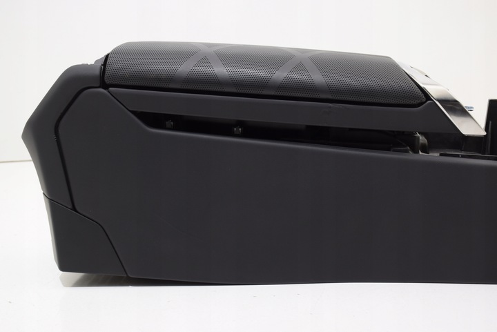 фото №9, Bmw 7 g70 тунель середній підлокітник перед середній консоль колір чорний