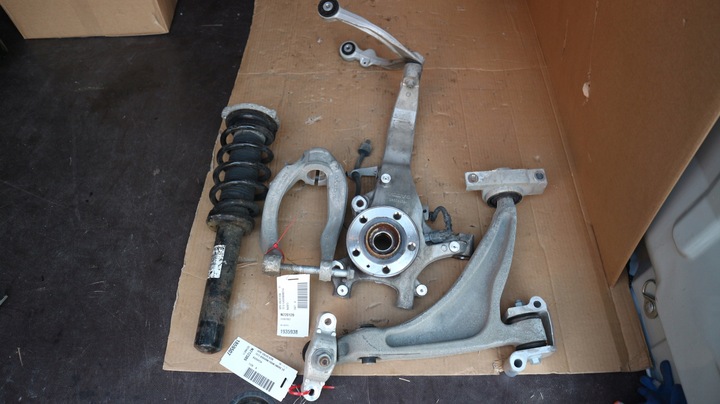 фото №1, Подвешивание левая ножка do volvo xc90 xc60!!