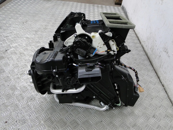 фото №4, Отопитель audi rsq3 83f sportback 5wb816005f