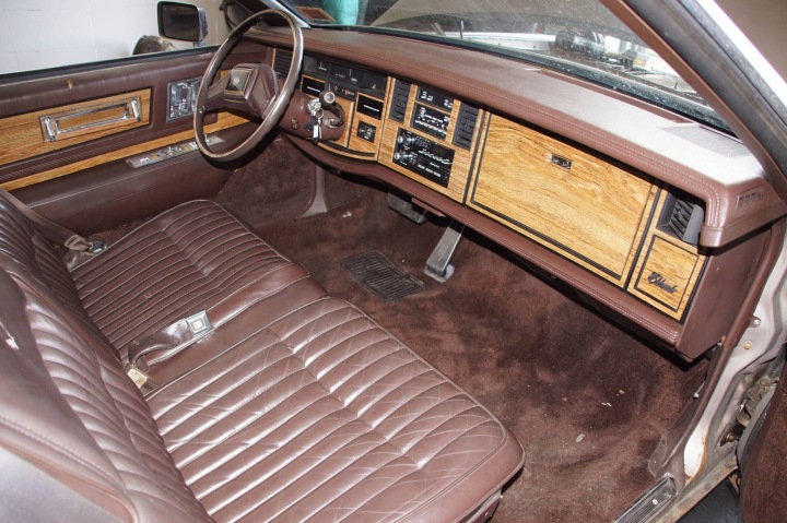 фото №6, Cadillac eldorado 1984 сиденья / диван / комплект