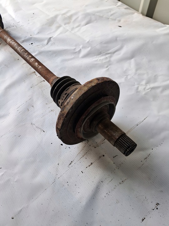 фото №2, Полуось правый зад задняя mercedes w211 3.2b v6 автомат