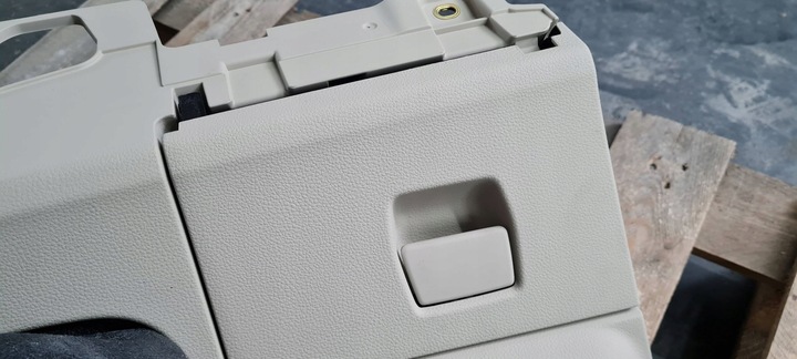 фото №7, Q5 80a защита бардачок pod рули 80b863075c