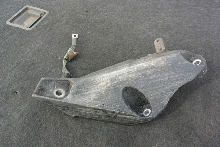 фото №5, Лапи кронштейн двигателя левая 3.0d bmw x5 x6 e70 e71