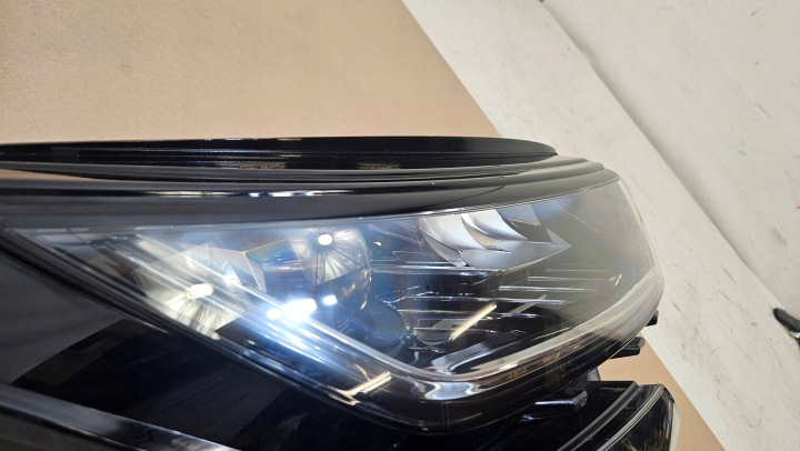 фото №8, Фара передняя передняя правая skoda kodiaq полный led 566941016h