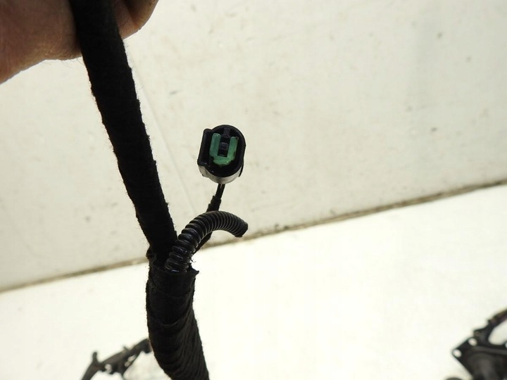 фото №7, Установка камери двигуна права vw touran 1t3 рестайлінг 1.4 tsi 1k0927903n