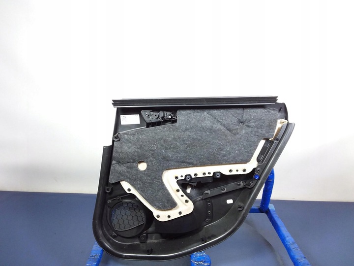 фото №4, Opel astra j sedan оббивка боковина двері зад лівий