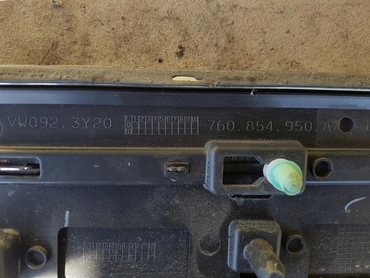 фото №10, Планка дверь правый зад touareg iii 760854950a