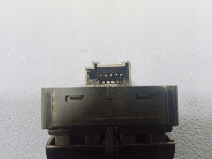 фото №7, Audi q8 rsq8 4m8 перемикач скло зад задній 8w0959851f