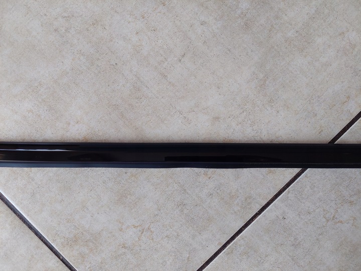 фото №5, Планка накладка - лівий зад - audi a6 c8 - 4k0