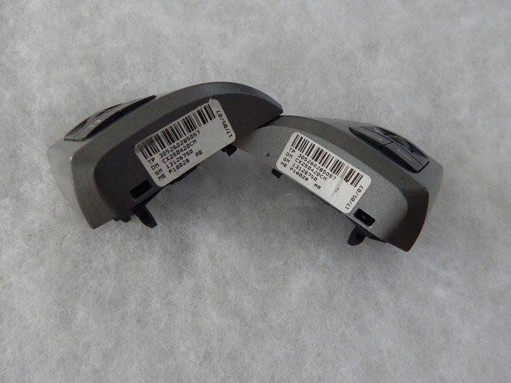 фото №9, Opel astra iii zafira b - кнопки руль мультифункция номер 13126750