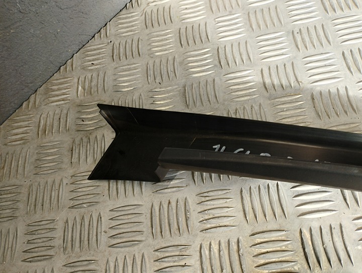 фото №13, Bmw f40 рамка двері права передня 7464802 7464804