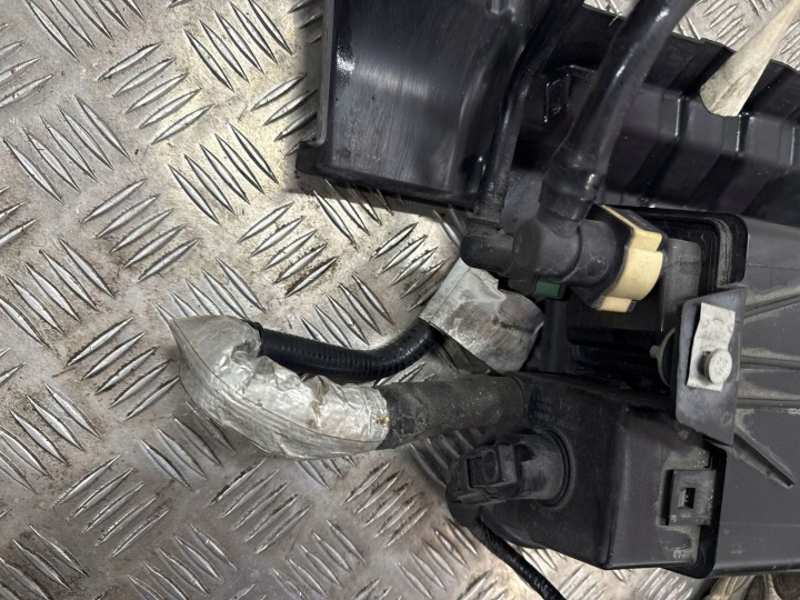 фото №8, Фільтр вугільний par пального ford explorer v ag139d653bb
