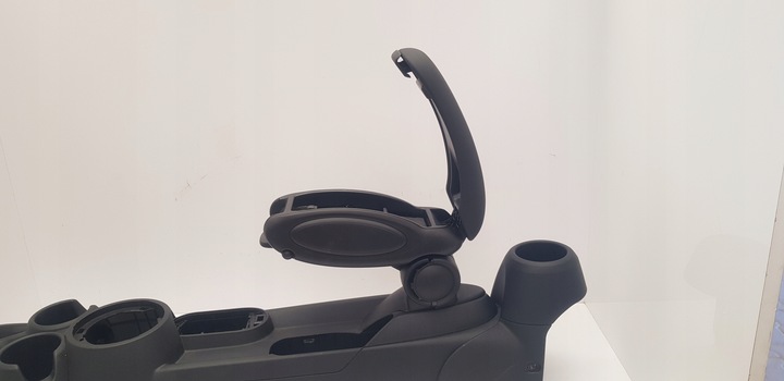 фото №9, Підлокітник тунель зарядний пристрій mini cooper f56 f57