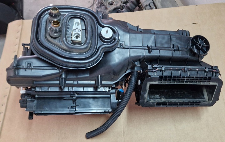 фото №1, Отопитель vw audi skoda 5qh820005a оригинал kpl