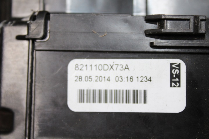 фото №6, Коробка корпус предохранителей toyota yaris iii 82111-0dx31 12r