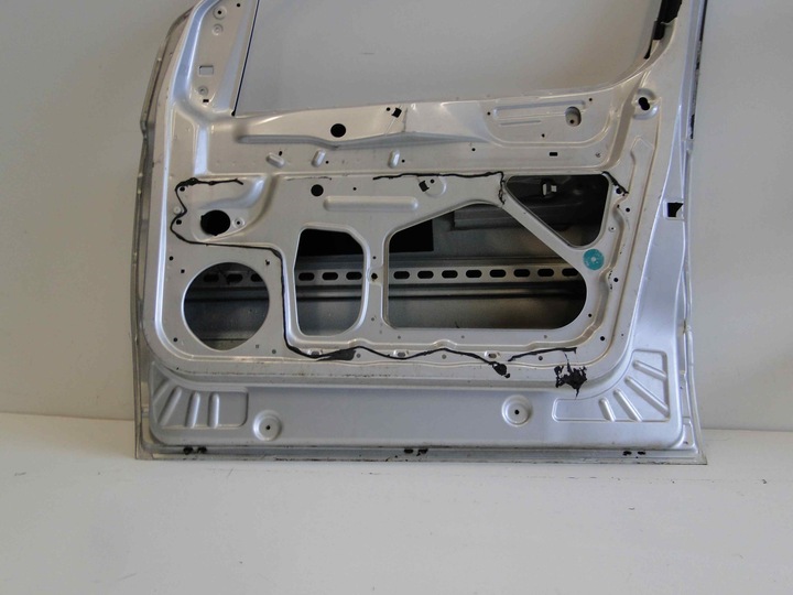фото №8, Mercedes vaneo w414 414 дверь правые передние