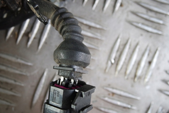 фото №5, Лівий амортизатор edc зад audi rs6 rs7 4g05011f