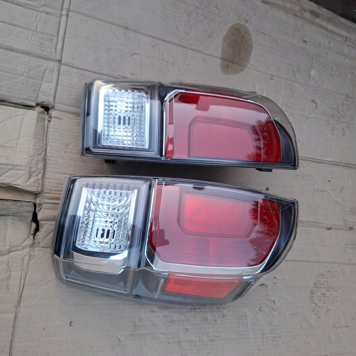 фото №6, Toyota tacoma 2016-2021 лампы зад левая правая комплект