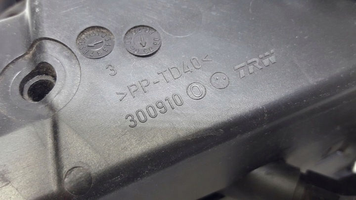 фото №8, Решётка воздуховод боковая панели левая сторона renault megane ii 31959x